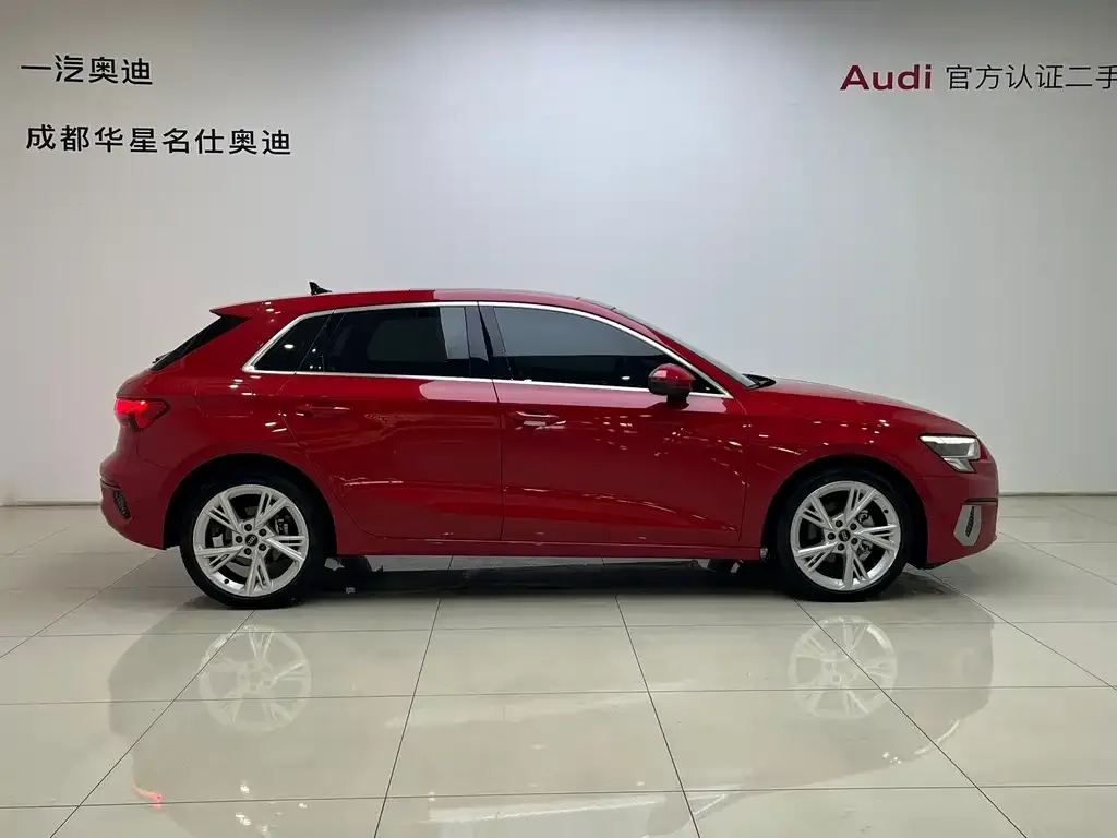 Audi A3 2022 из CN, фото 2