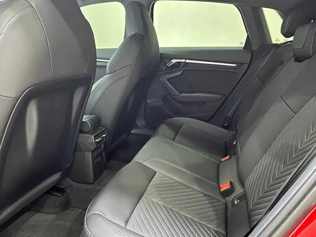 Audi A3 2022 из CN, фото 4
