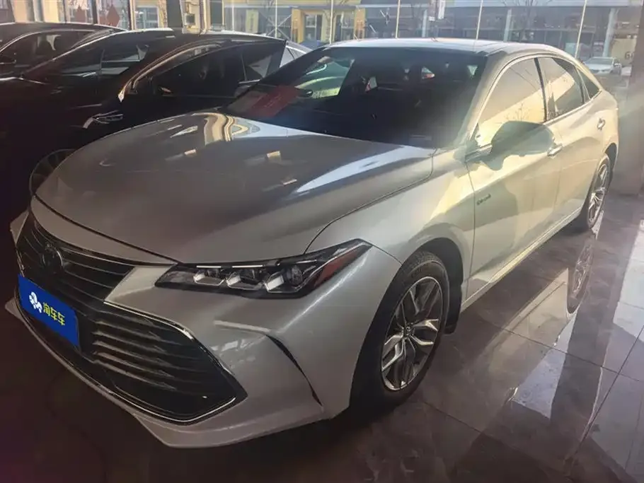 Toyota Avalon 2022 из CN, фото 1