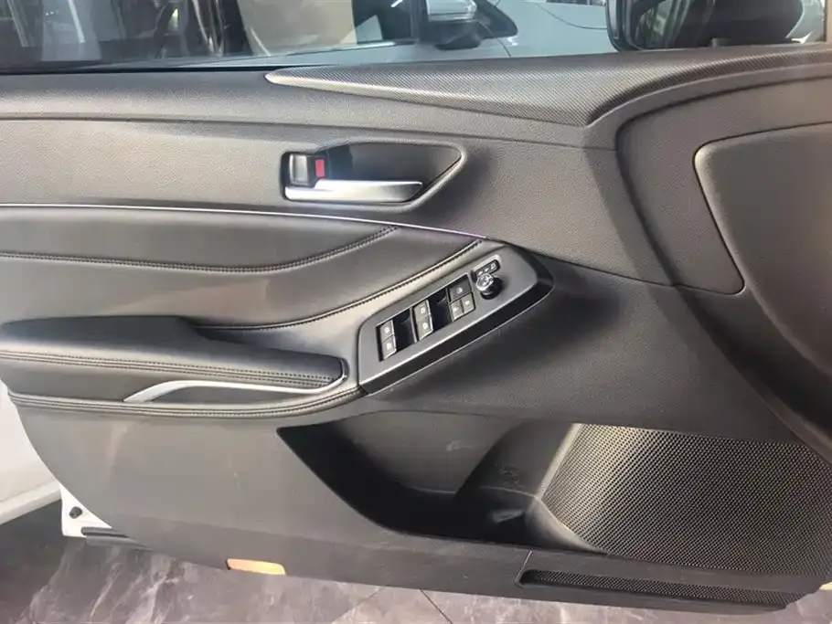 Toyota Avalon 2022 из CN, фото 9
