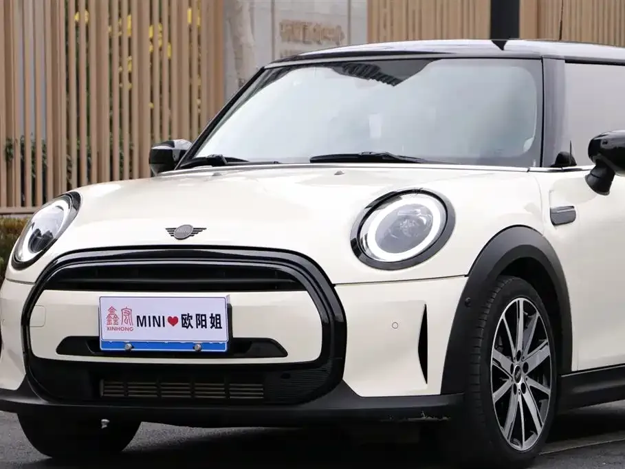 MINI Cooper (3-door) 2023 из CN, фото 5
