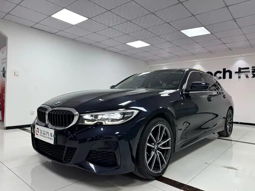 BMW 3 Series 2021 из CN, фото 1