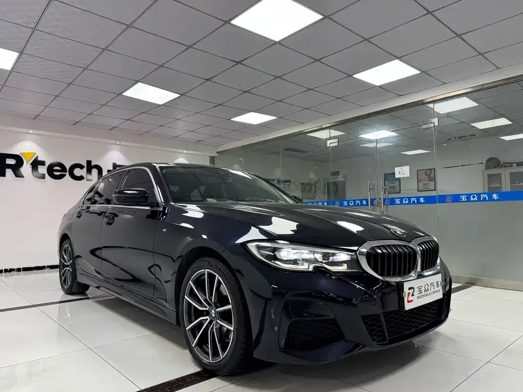 BMW 3 Series 2021 из CN, фото 2