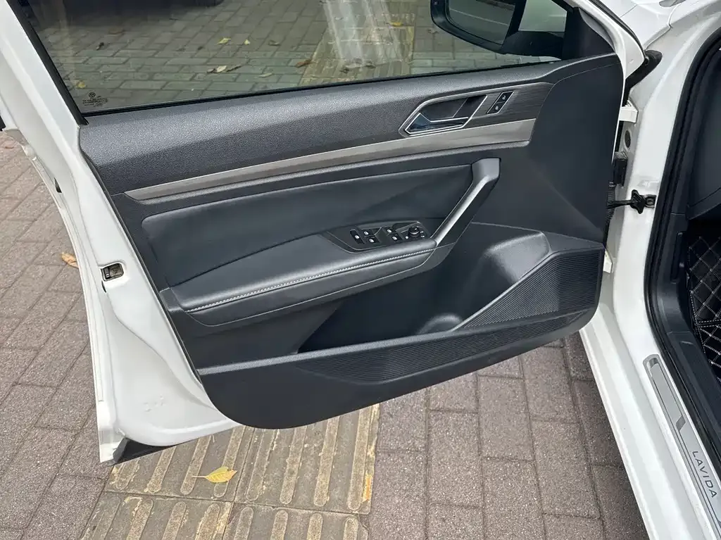 Volkswagen Lavida 2021 из CN, фото 4