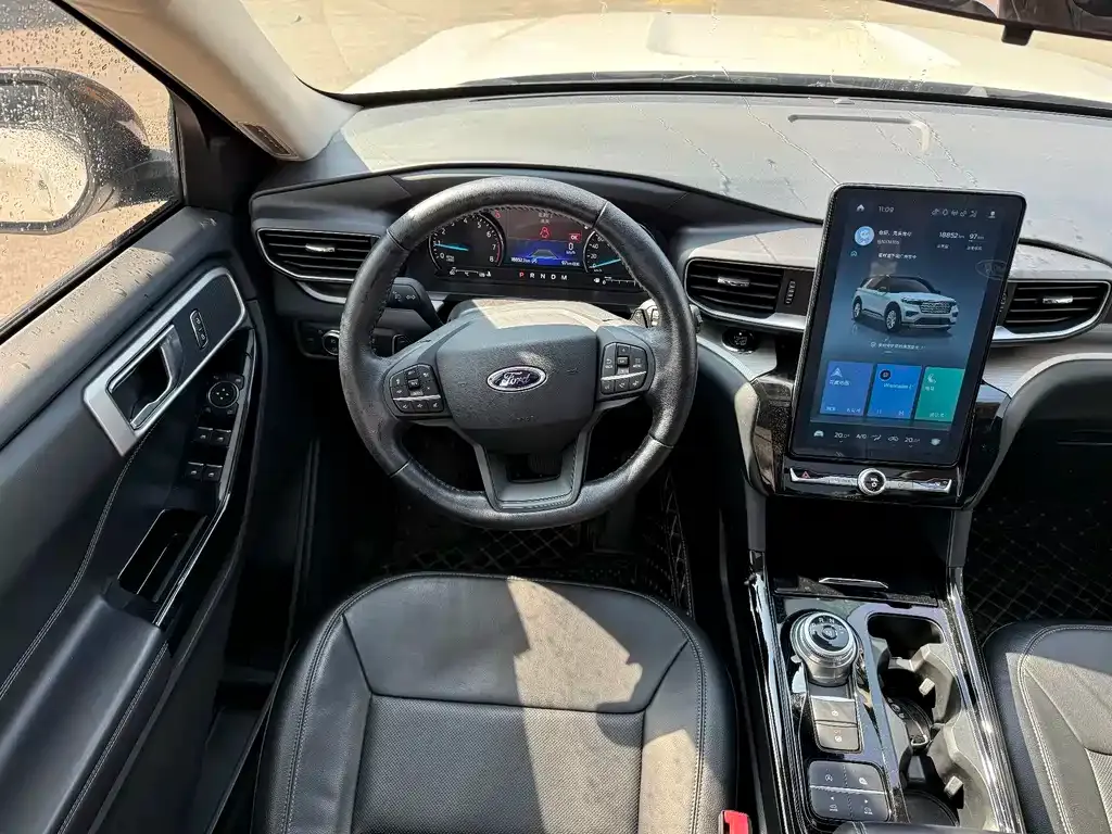 Ford Explorer 2021 из CN, фото 6