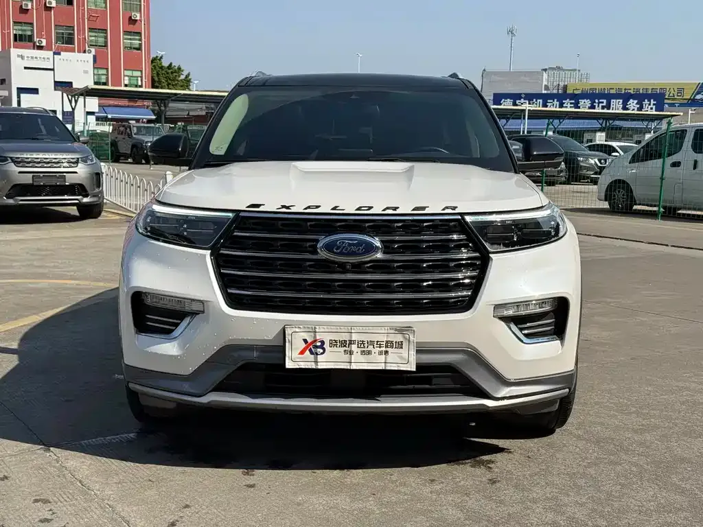 Ford Explorer 2021 из CN, фото 7