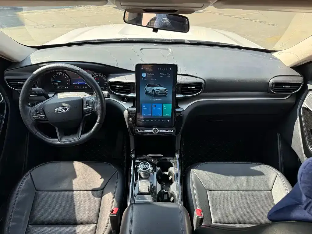 Ford Explorer 2021 из CN, фото 2