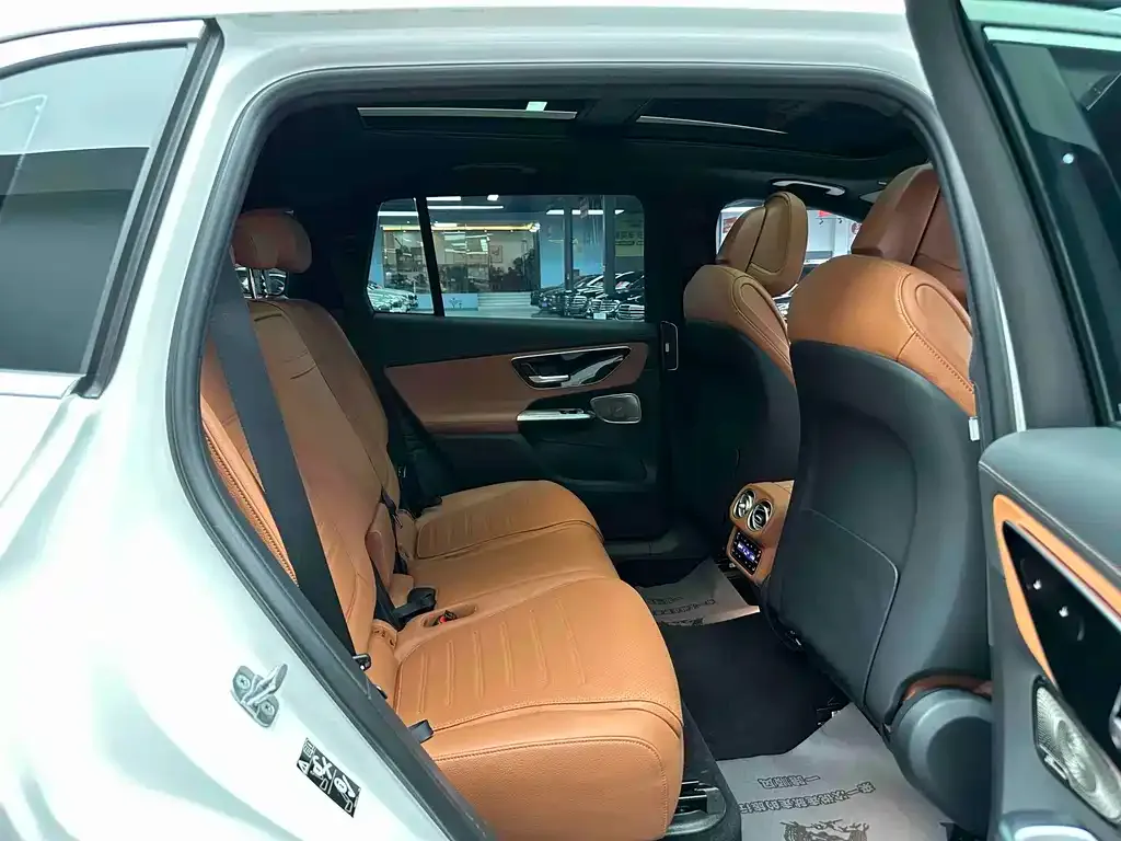 Mercedes-Benz GLC 2023 из CN, фото 6