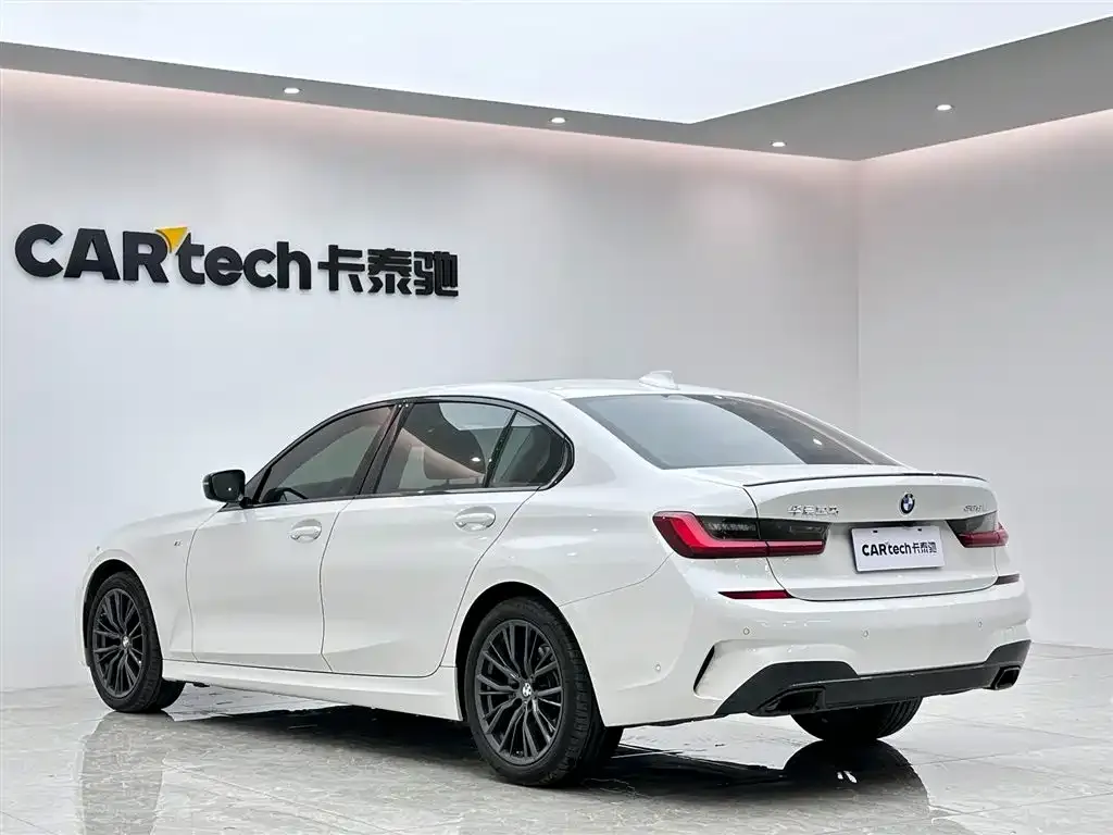 BMW 3 Series 2022 из CN, фото 6