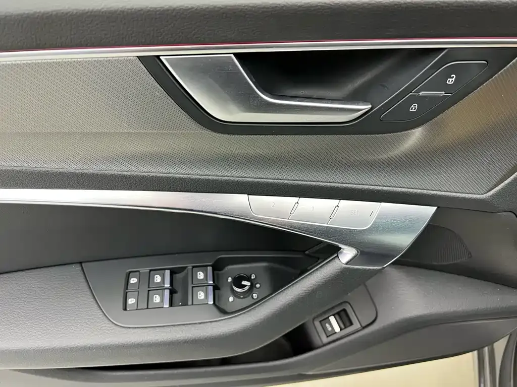 Audi A6 (Import) 2022 из CN, фото 5
