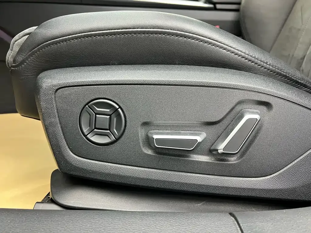 Audi A6 (Import) 2022 из CN, фото 8