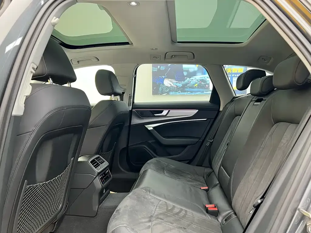 Audi A6 (Import) 2022 из CN, фото 4
