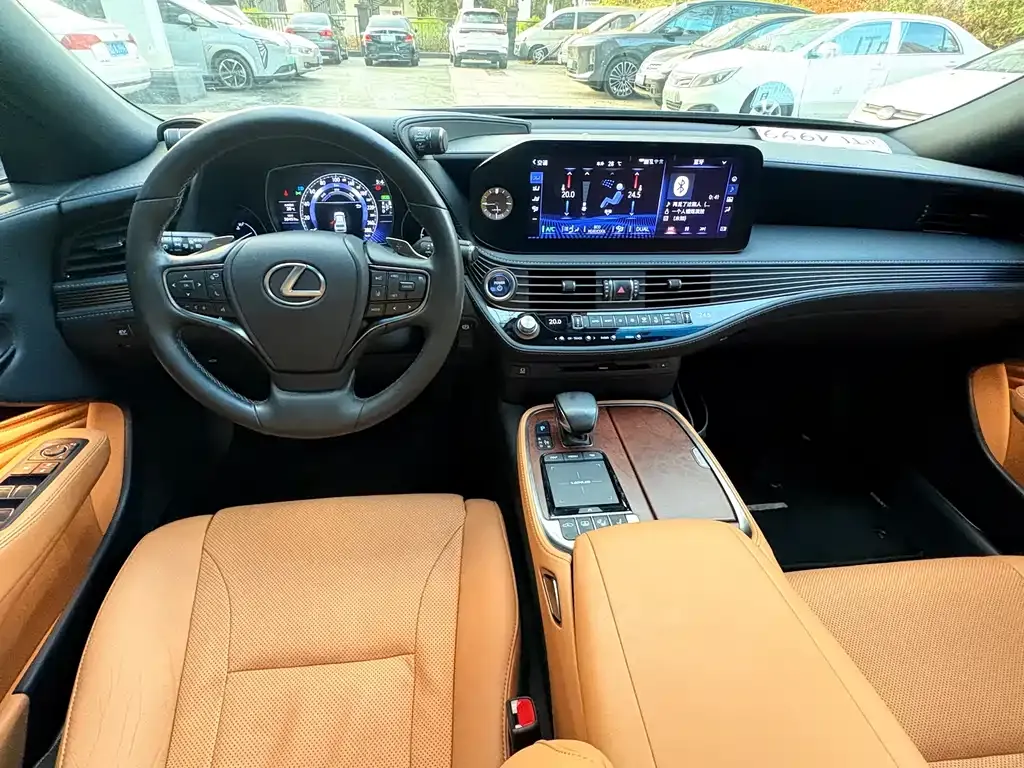 Lexus LS 2021 из CN, фото 3