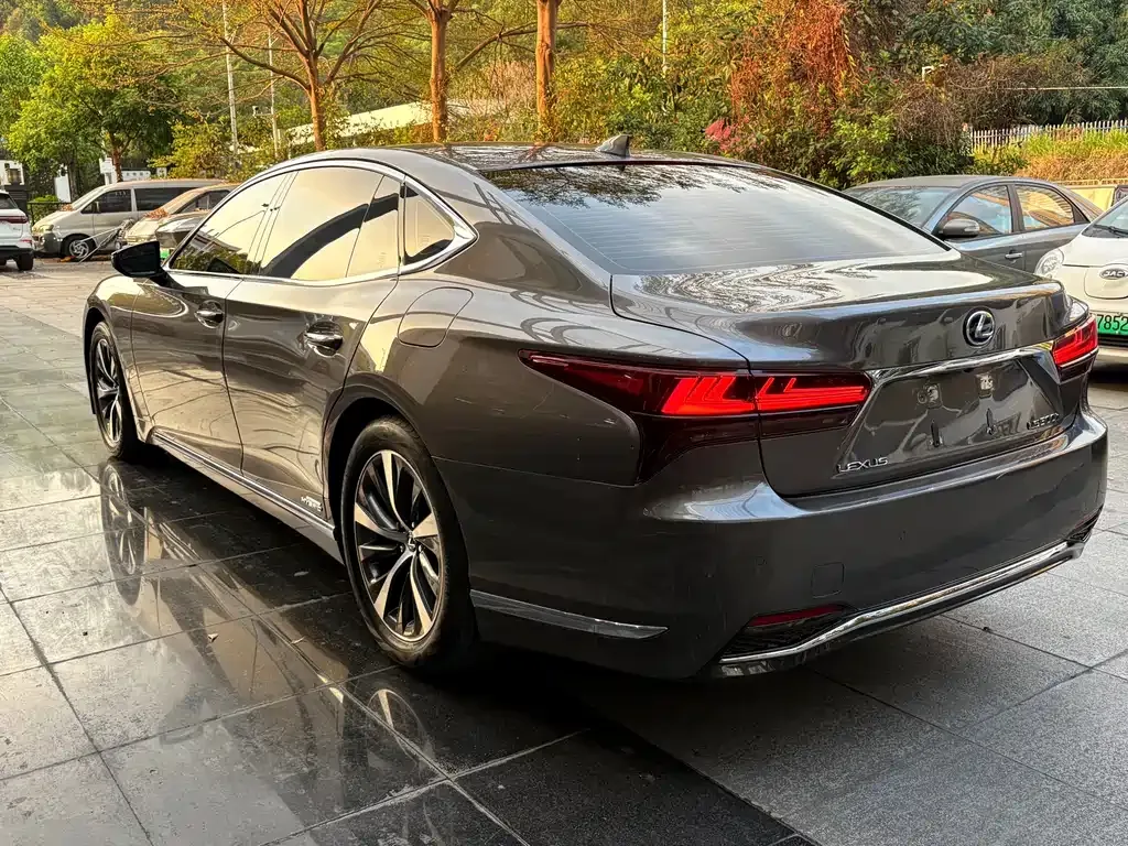 Lexus LS 2021 из CN, фото 5
