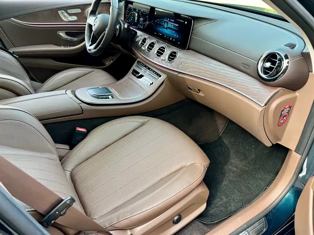 Mercedes-Benz E-Class 2023 из CN, фото 5