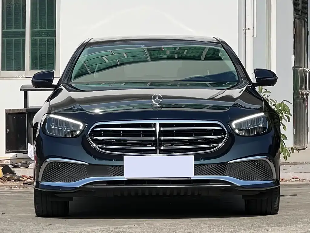 Mercedes-Benz E-Class 2023 из CN, фото 6
