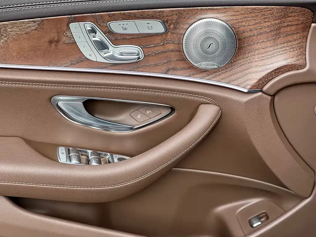 Mercedes-Benz E-Class 2023 из CN, фото 8