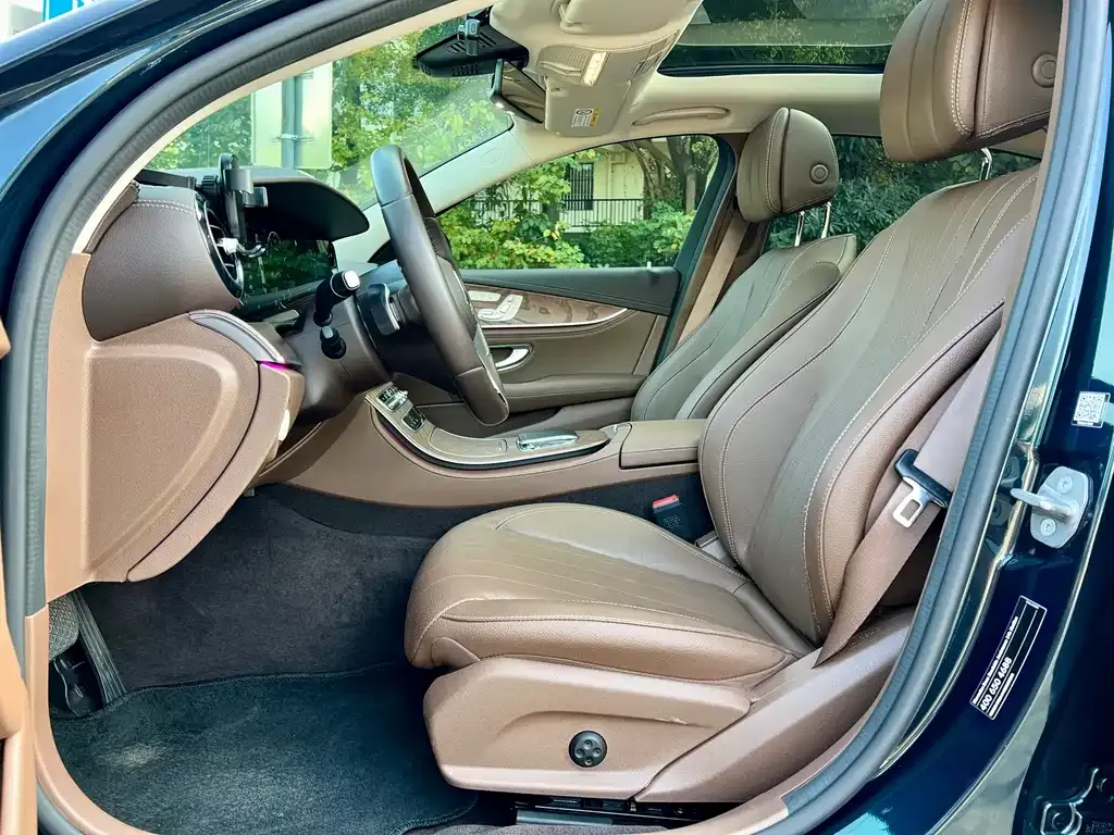 Mercedes-Benz E-Class 2023 из CN, фото 9