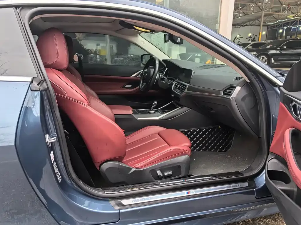 BMW 4 Series 2023 из CN, фото 8