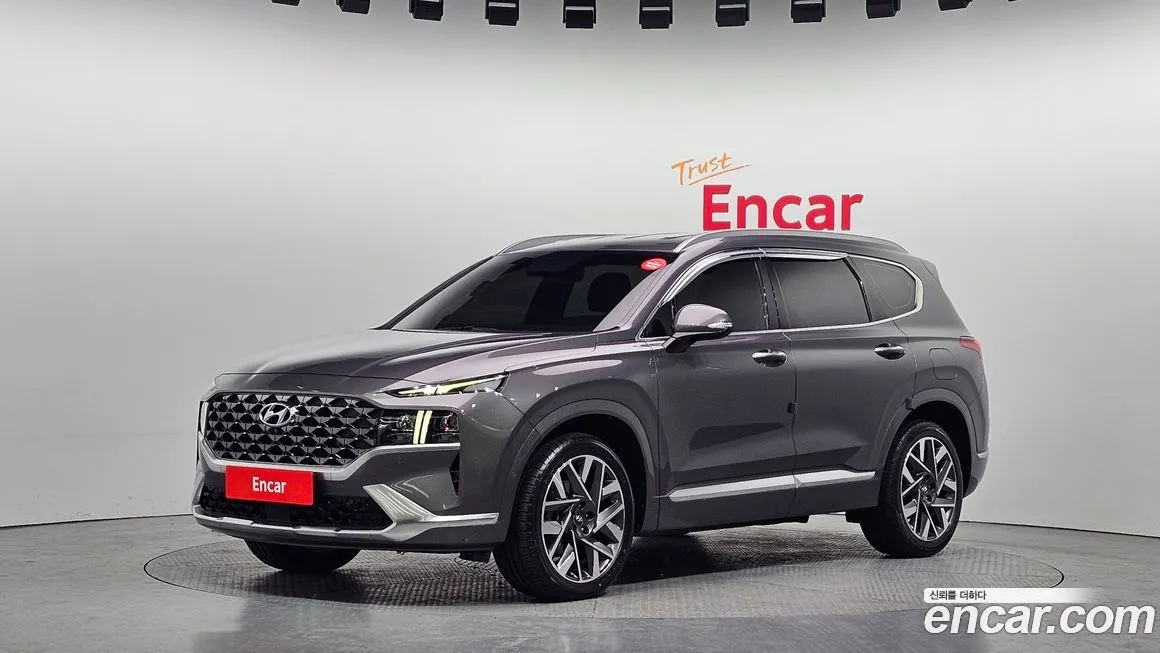 Hyundai Santafe — фото 1