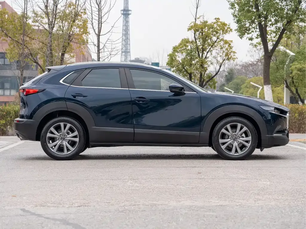 Mazda CX-30 — фото 4