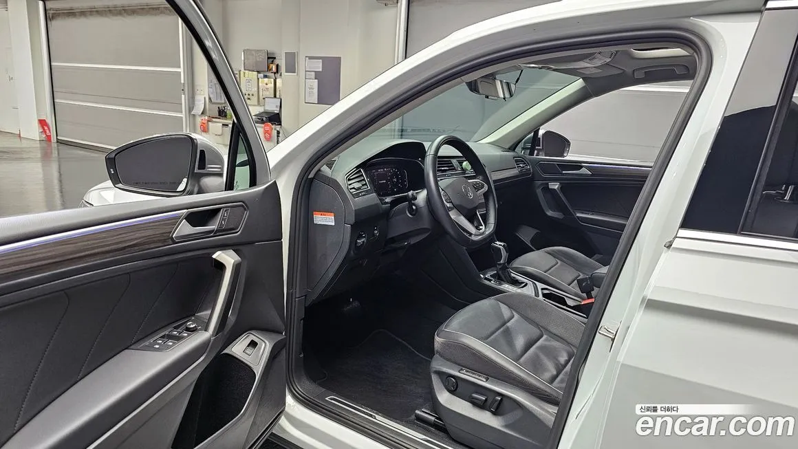 Volkswagen Tiguan 2023 из KR, фото 10