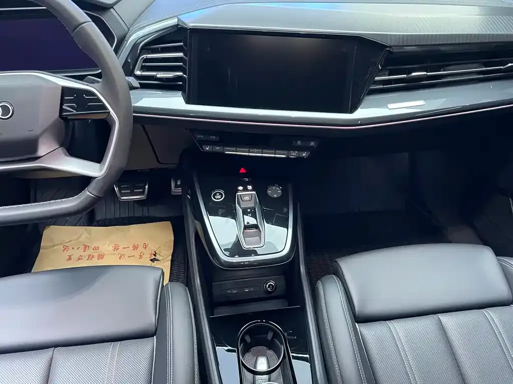 Audi Q4 e-tron 2025 из CN, фото 9
