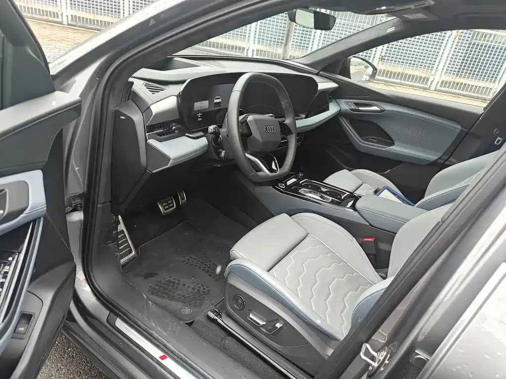 Audi Q6L e-tron 2025 из CN, фото 2