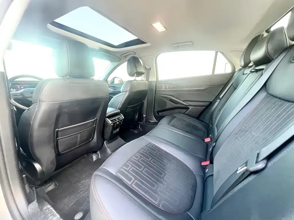 Ford Mondeo 2023 из CN, фото 5