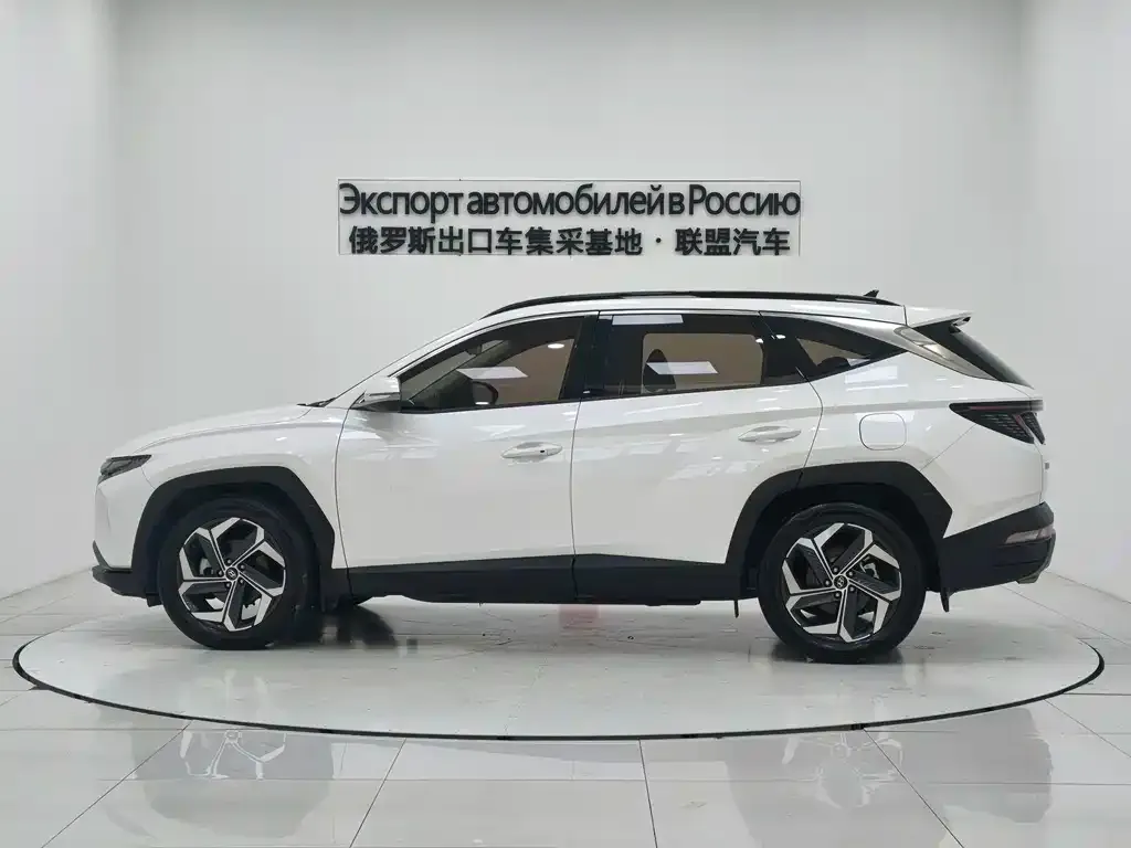 Hyundai Tucson — фото 7