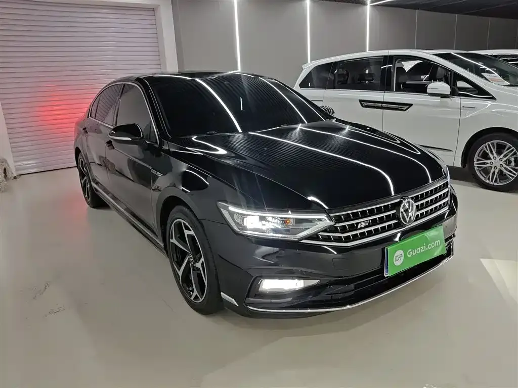 Volkswagen Magotan 2024 из CN, фото 5