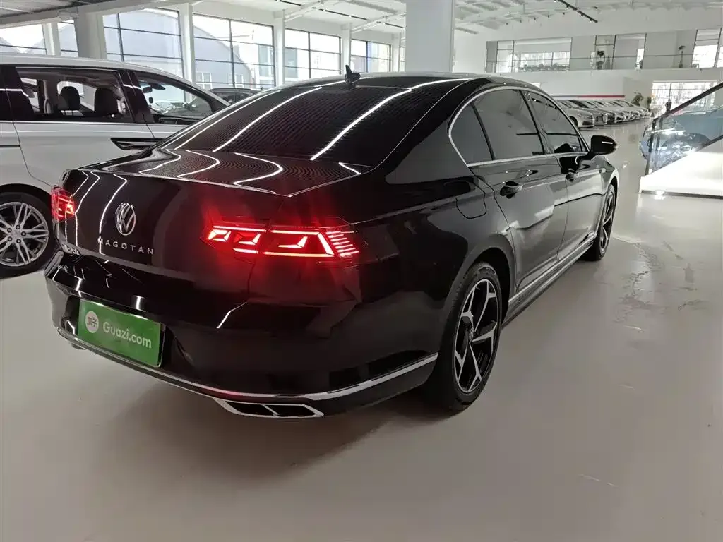 Volkswagen Magotan 2024 из CN, фото 8