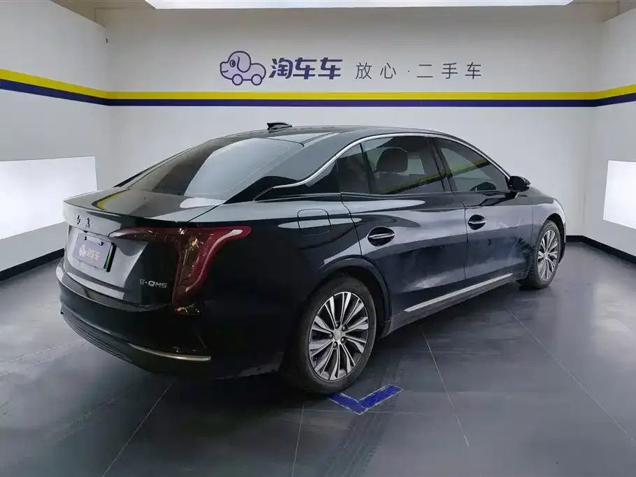 Hongqi E-QM5 2023 из CN, фото 7