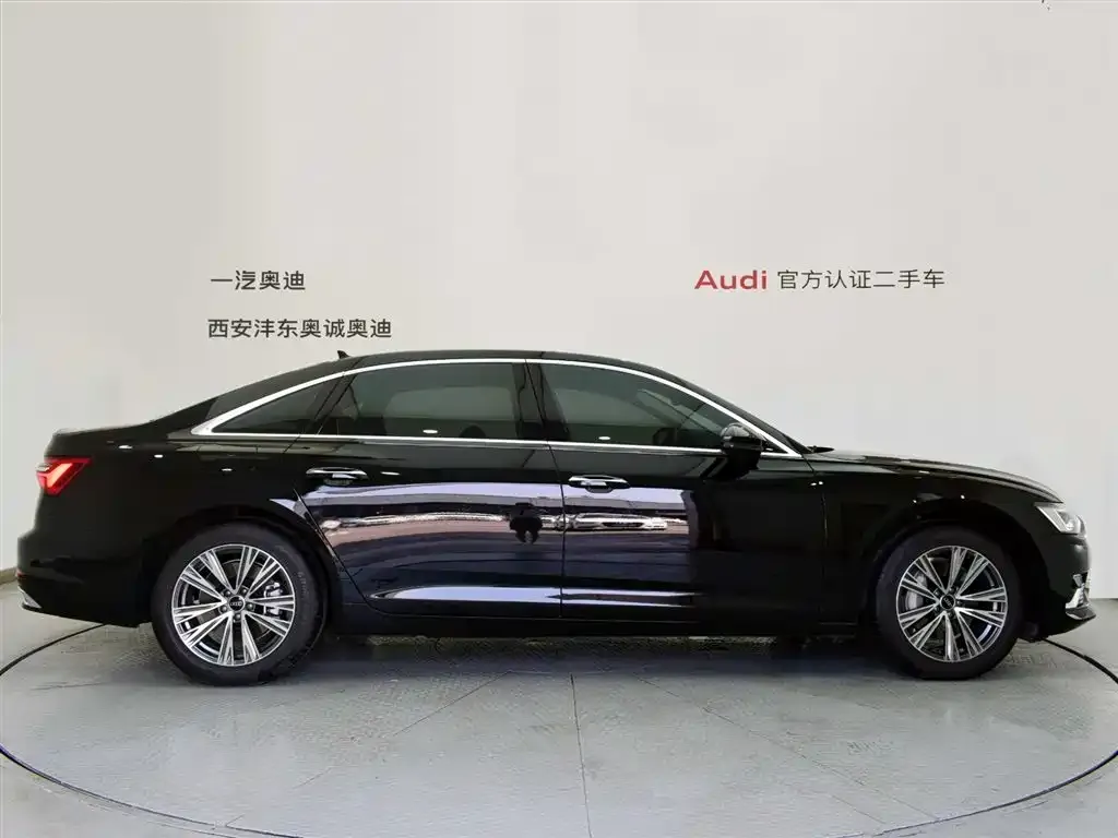 Audi A6L 2023 из CN, фото 8