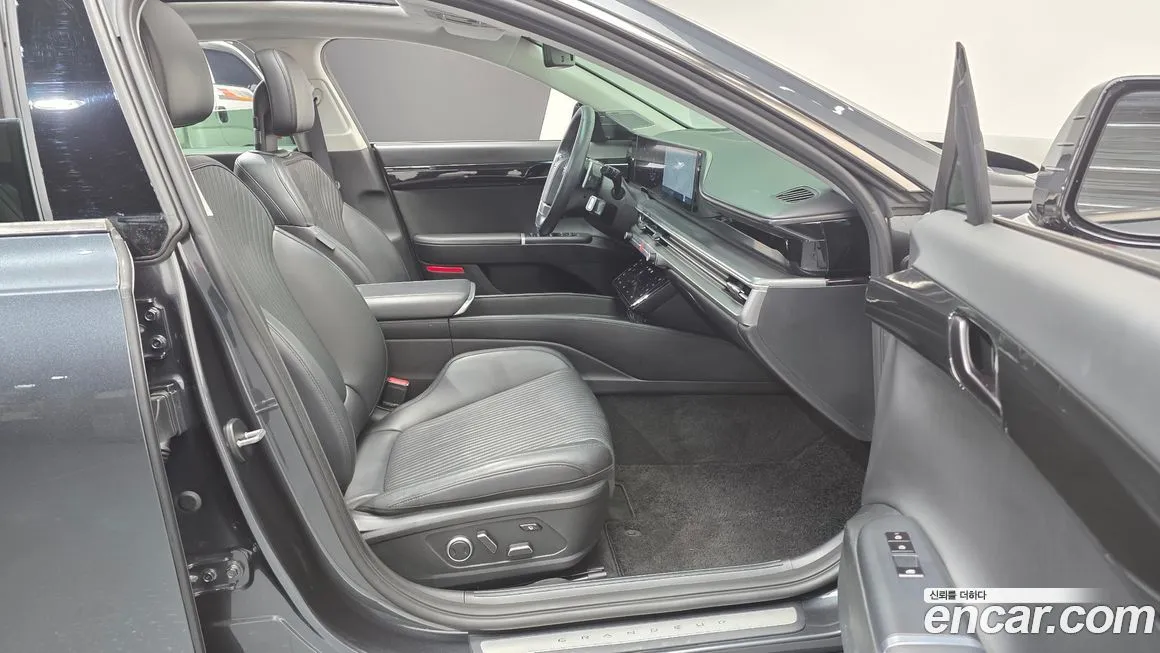 Hyundai Grandeur 2023 из KR, фото 8