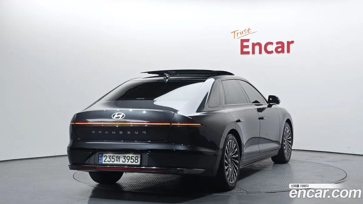 Hyundai Grandeur 2023 из KR, фото 4