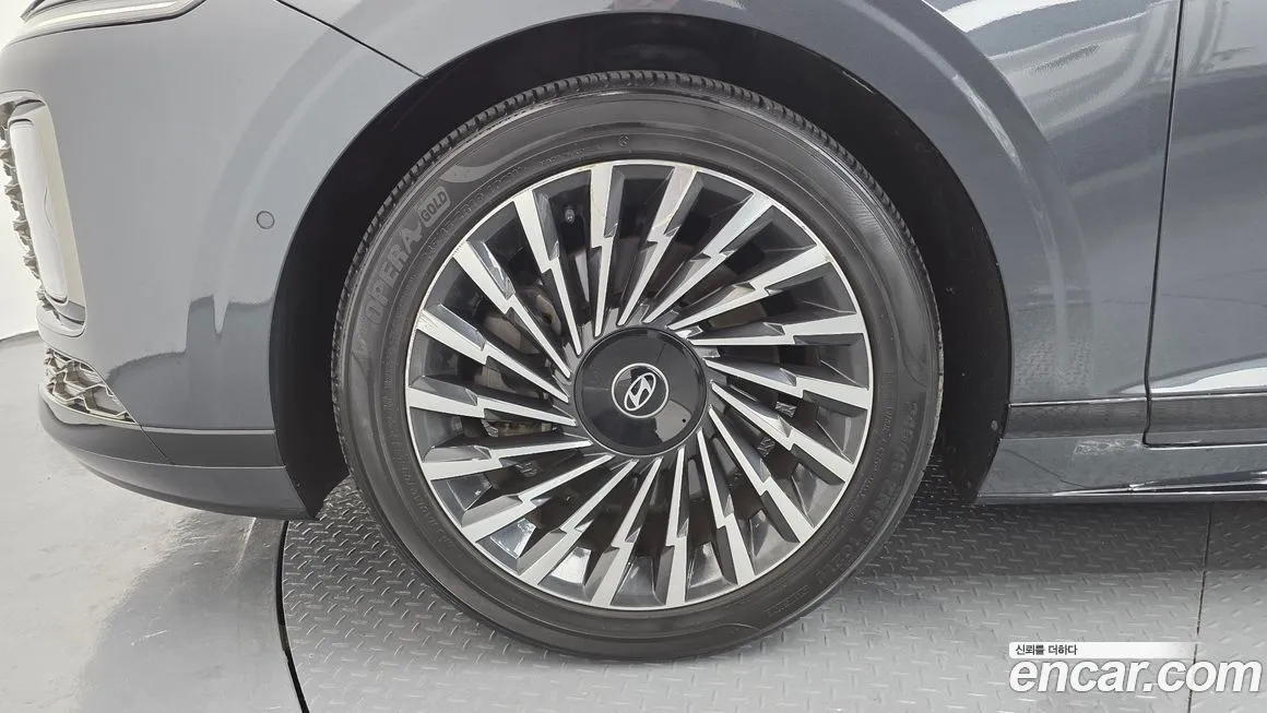 Hyundai Grandeur 2023 из KR, фото 7