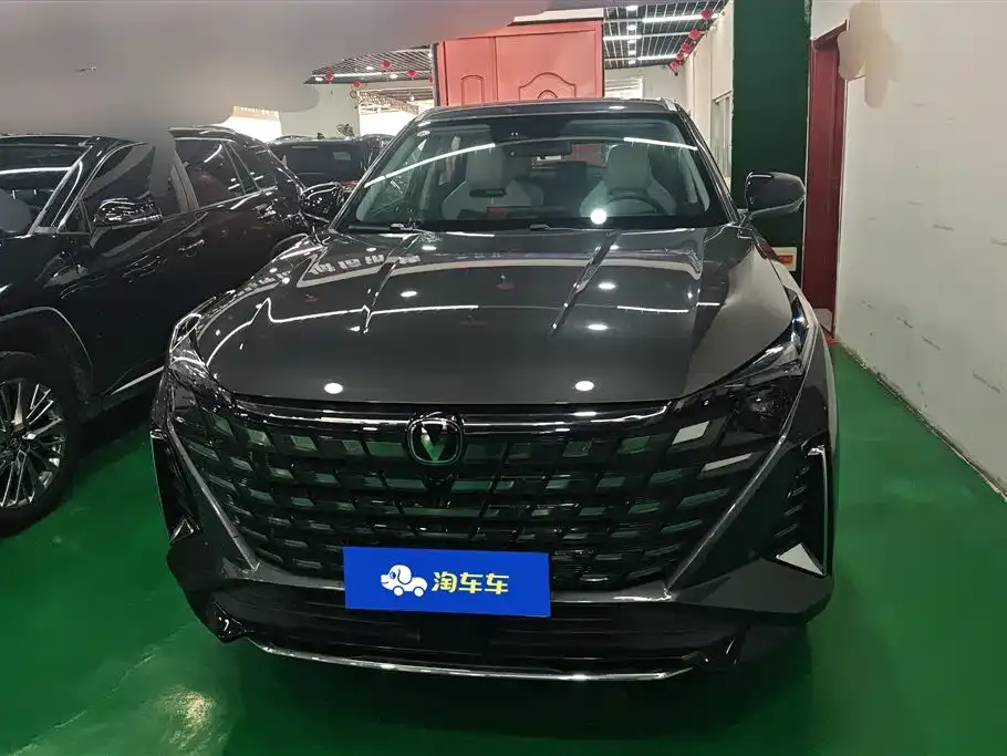 Changan UNI-Z 2024 из CN, фото 2