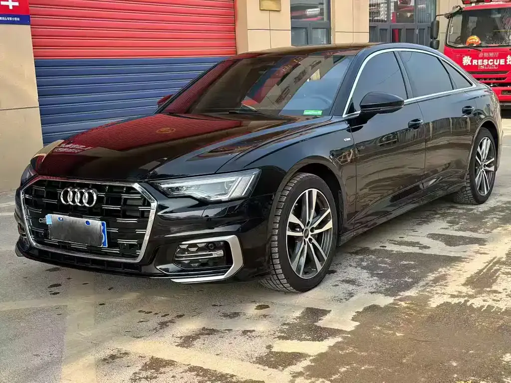 Audi A6L 2023 из CN, фото 1
