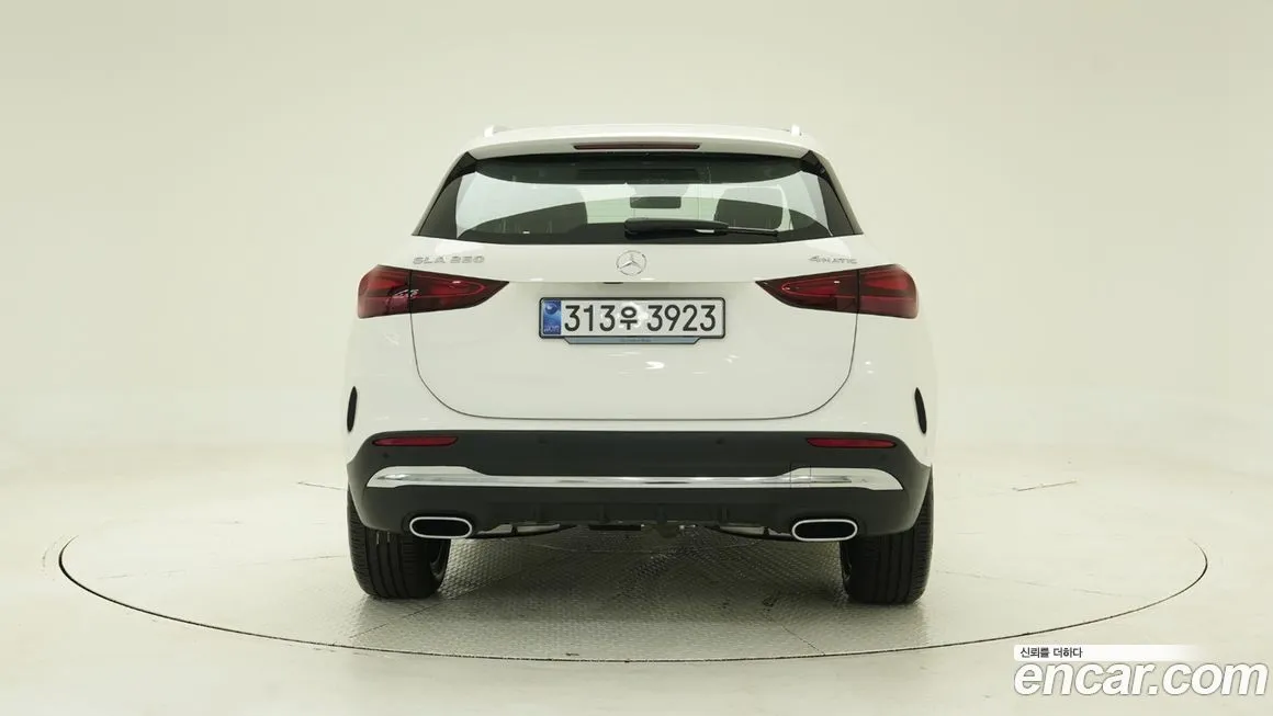 Mercedes-Benz GLA-Class — фото 2
