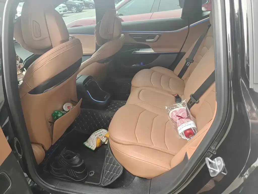 Mercedes-Benz E-Class 2025 из CN, фото 4