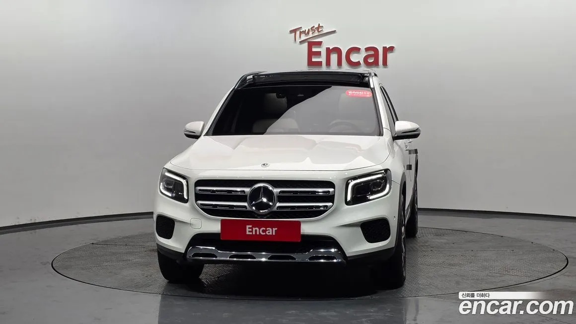 Mercedes-Benz GLB-Class — фото 2