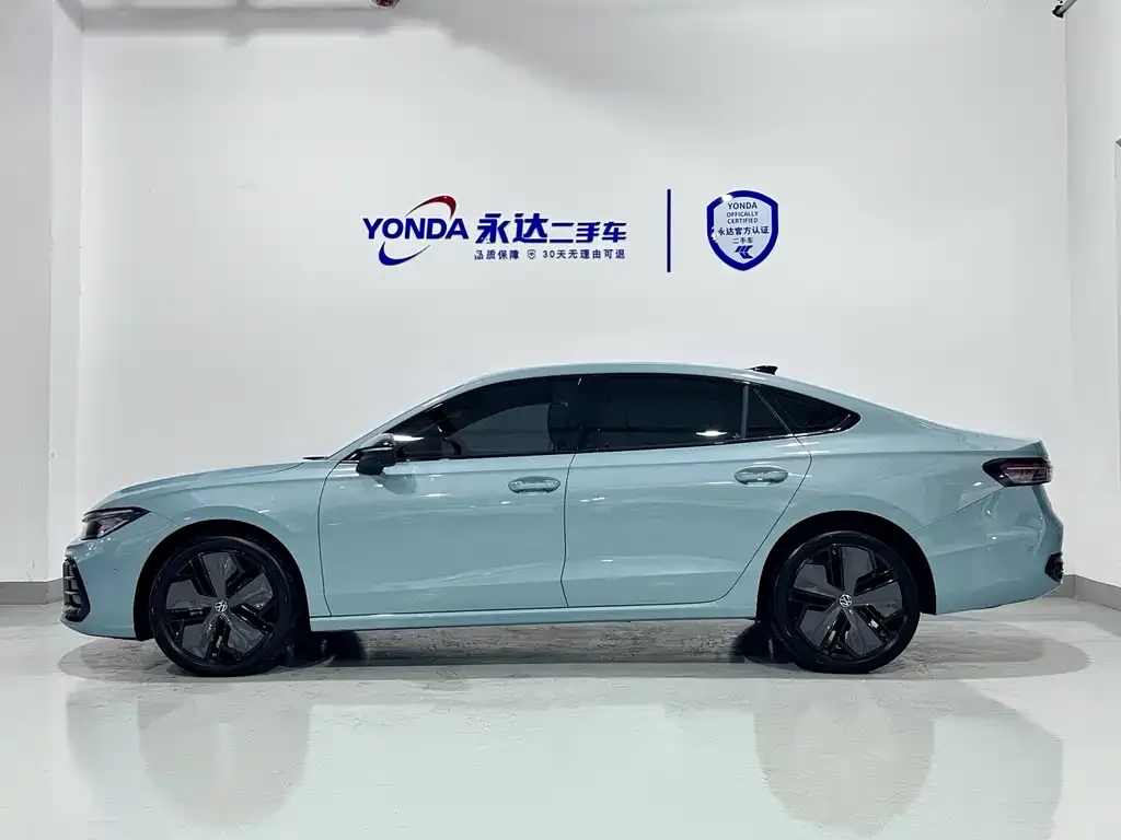 Volkswagen Passat — фото 6