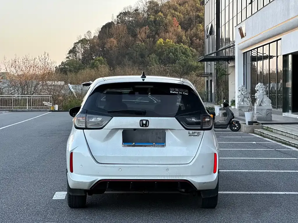 Honda Life 2021 из CN, фото 9