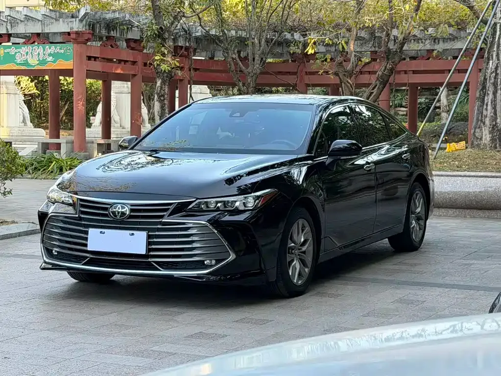 Toyota Avalon 2021 из CN, фото 1