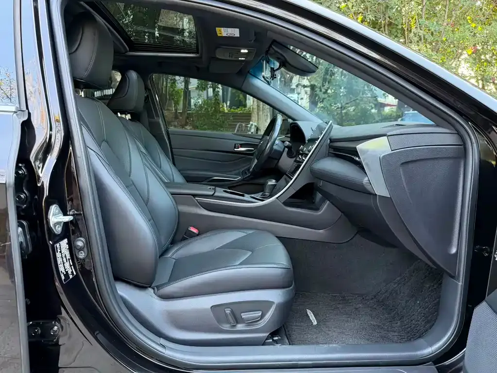 Toyota Avalon 2021 из CN, фото 6