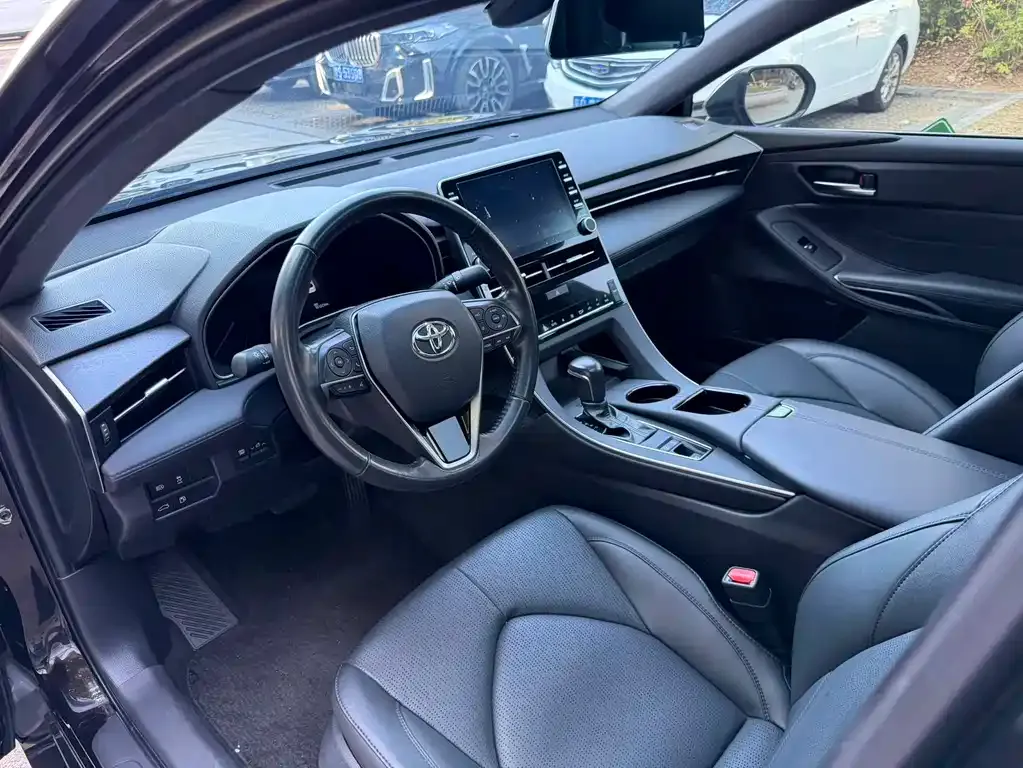 Toyota Avalon 2021 из CN, фото 9