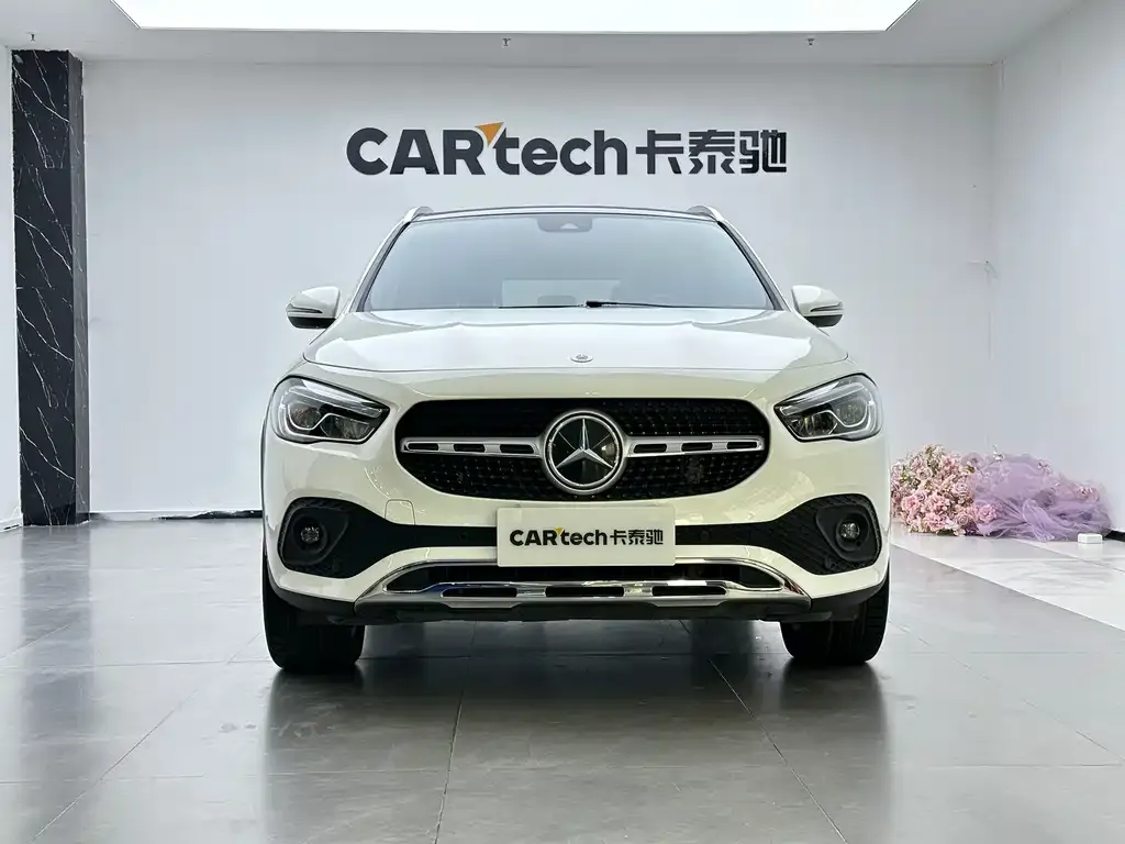 Mercedes-Benz GLA — фото 9