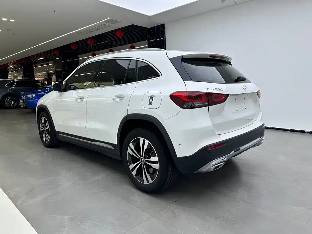 Mercedes-Benz GLA — фото 5