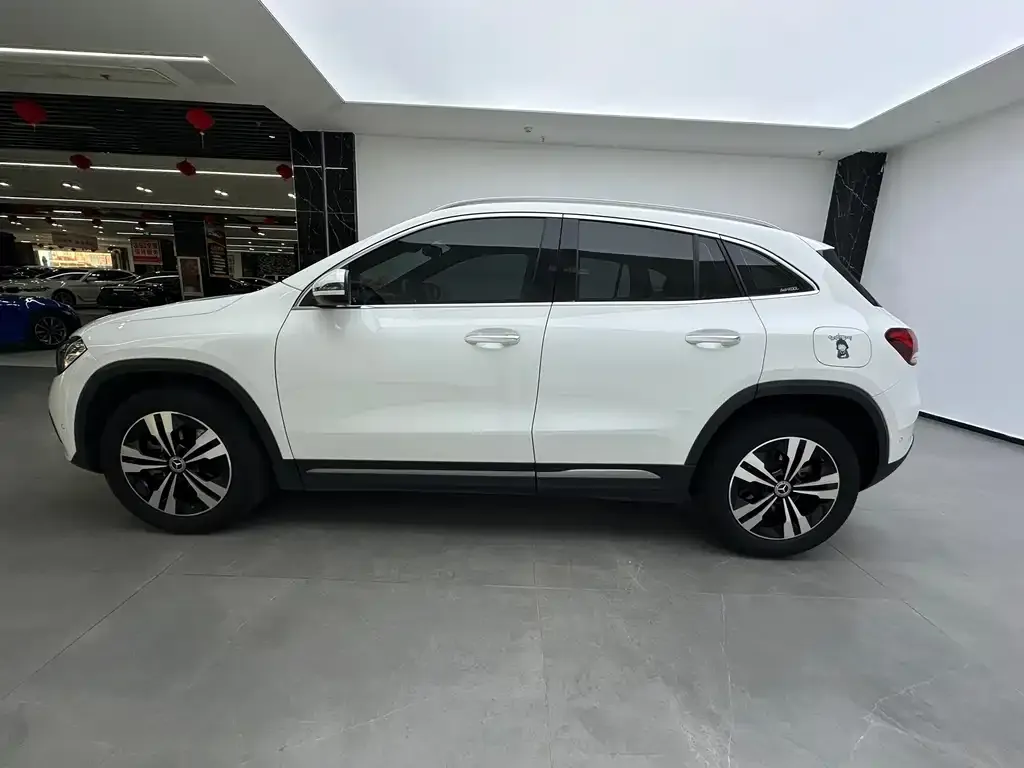 Mercedes-Benz GLA — фото 2